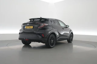 Toyota C-HR – thumbnail 3