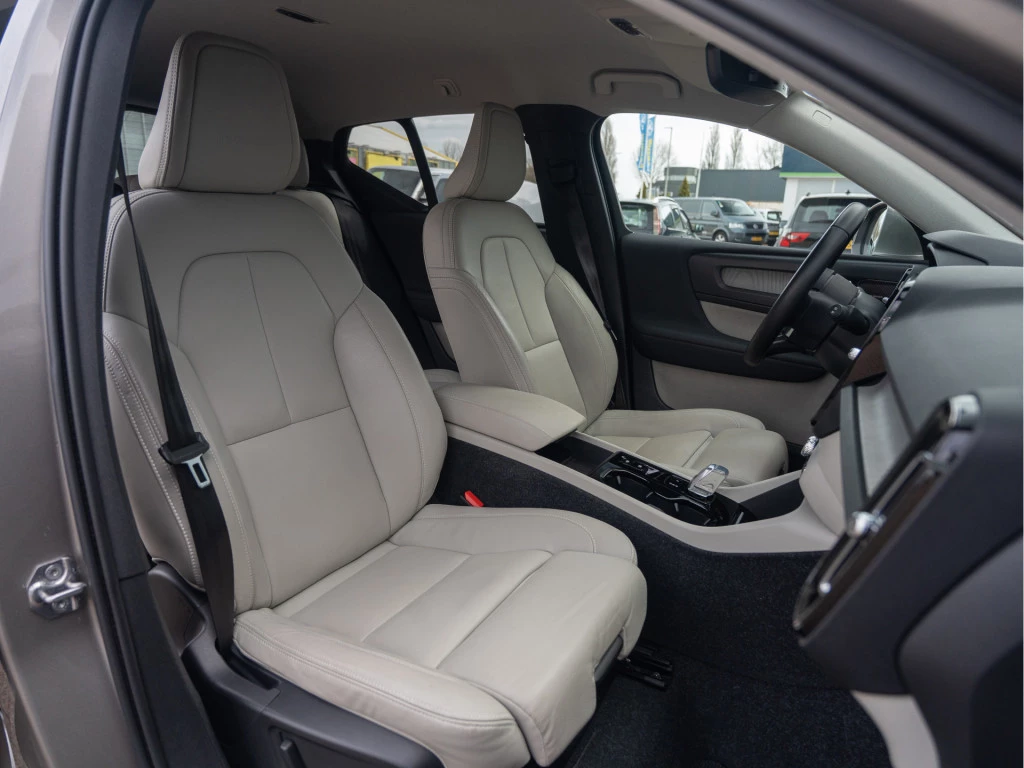 Volvo XC40 – foto 43