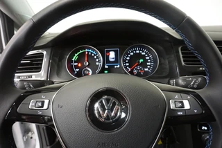 Volkswagen e-Golf – thumbnail 10
