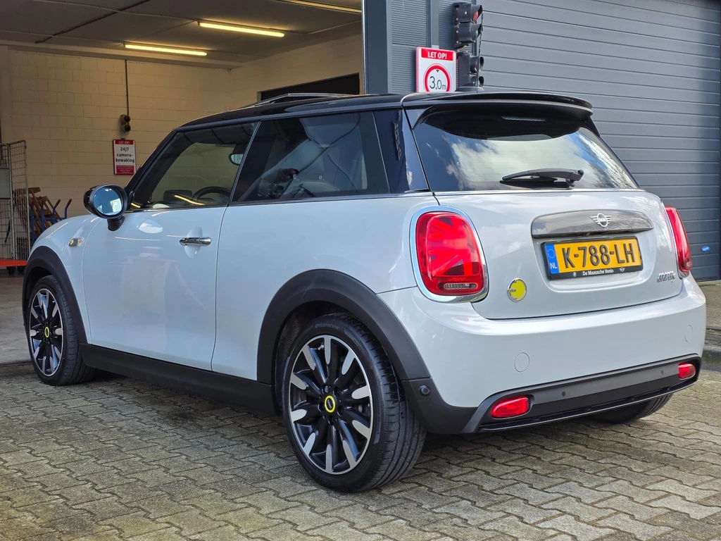 MINI Electric – foto 3