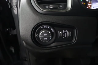 Jeep Renegade – thumbnail 26