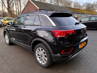Volkswagen T-Roc – thumbnail 2