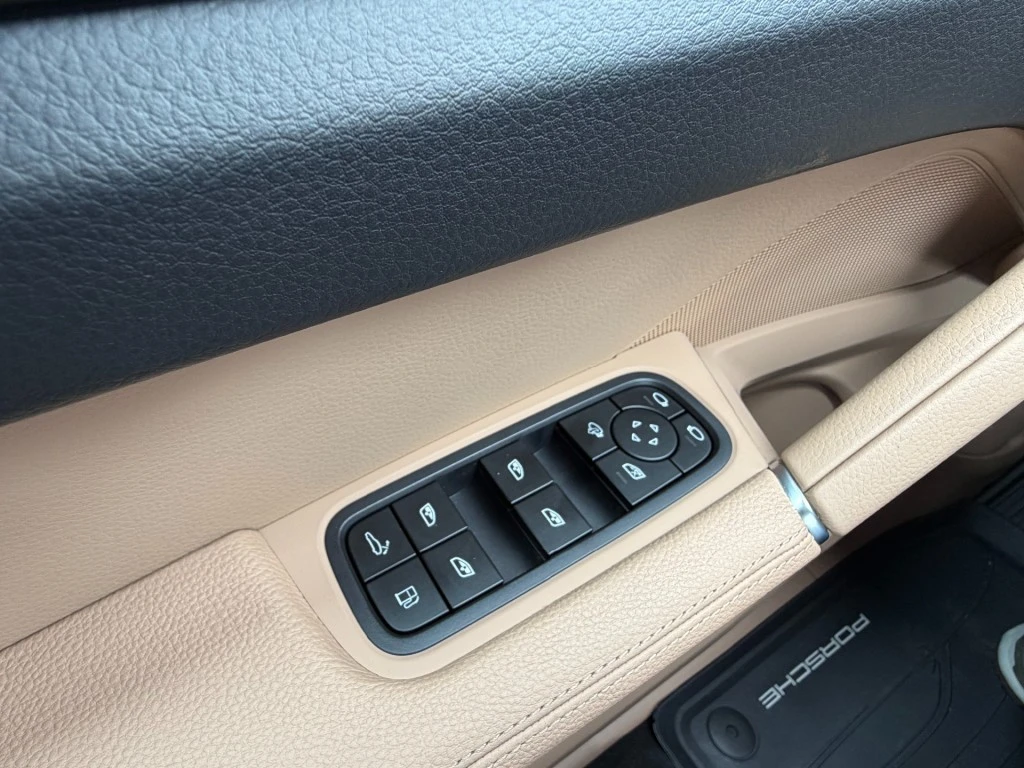 Porsche Cayenne – foto 23