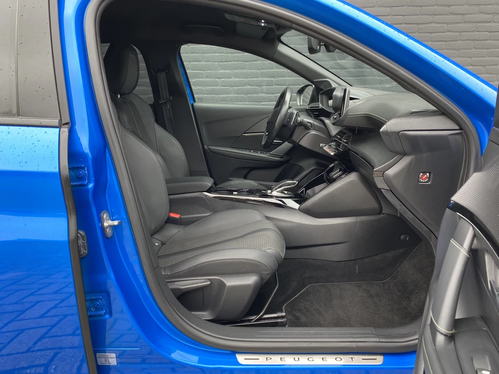 Peugeot 208 – foto 16