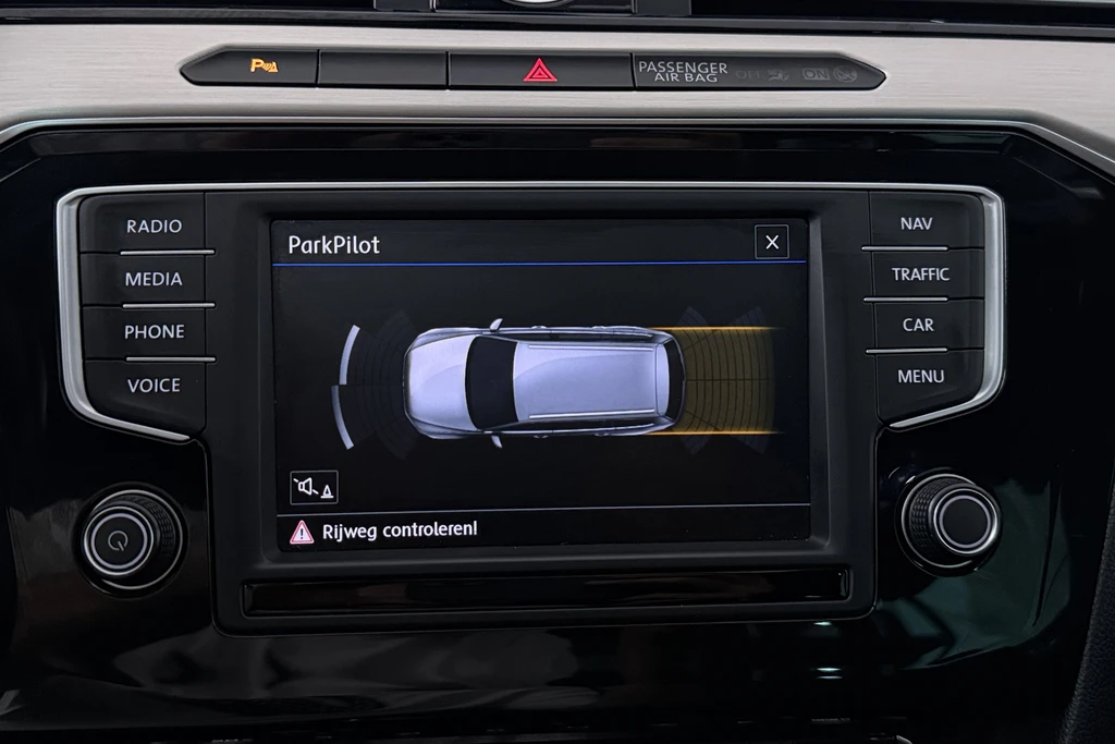 Volkswagen Passat – foto 16