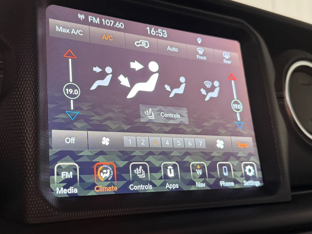 Jeep Wrangler – foto 28