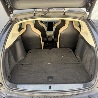 Tesla Model X – thumbnail 20
