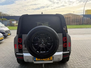Land Rover Defender – thumbnail 7
