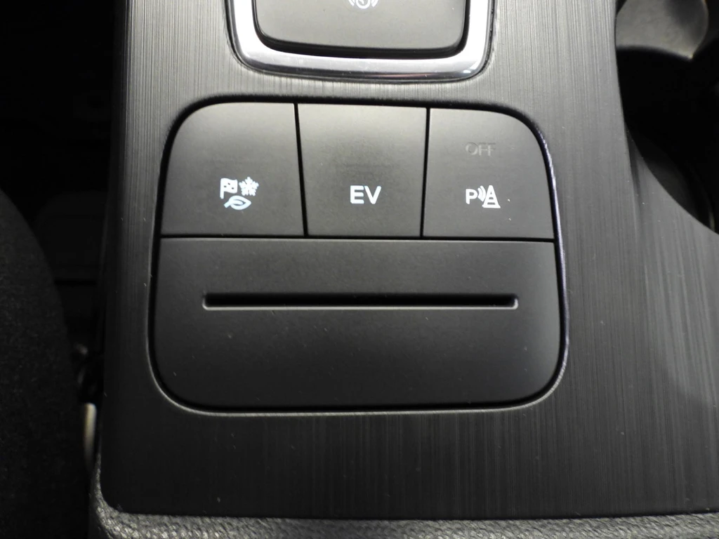 Ford Kuga – foto 24