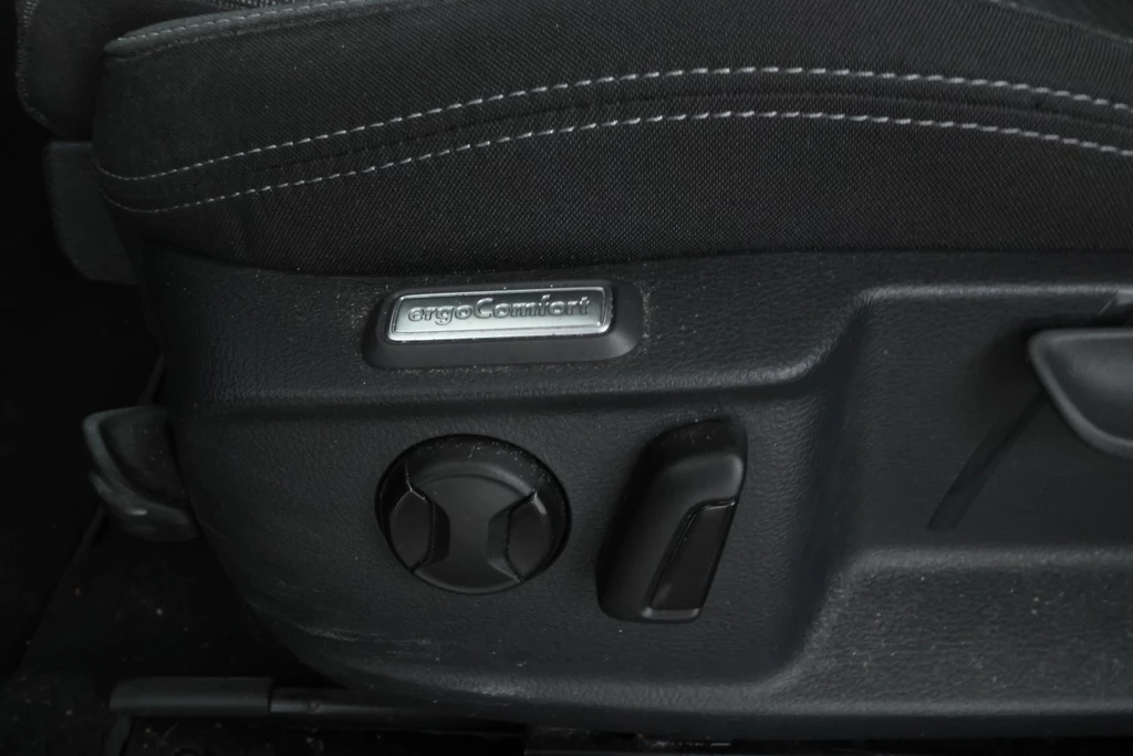 Volkswagen Passat – foto 17