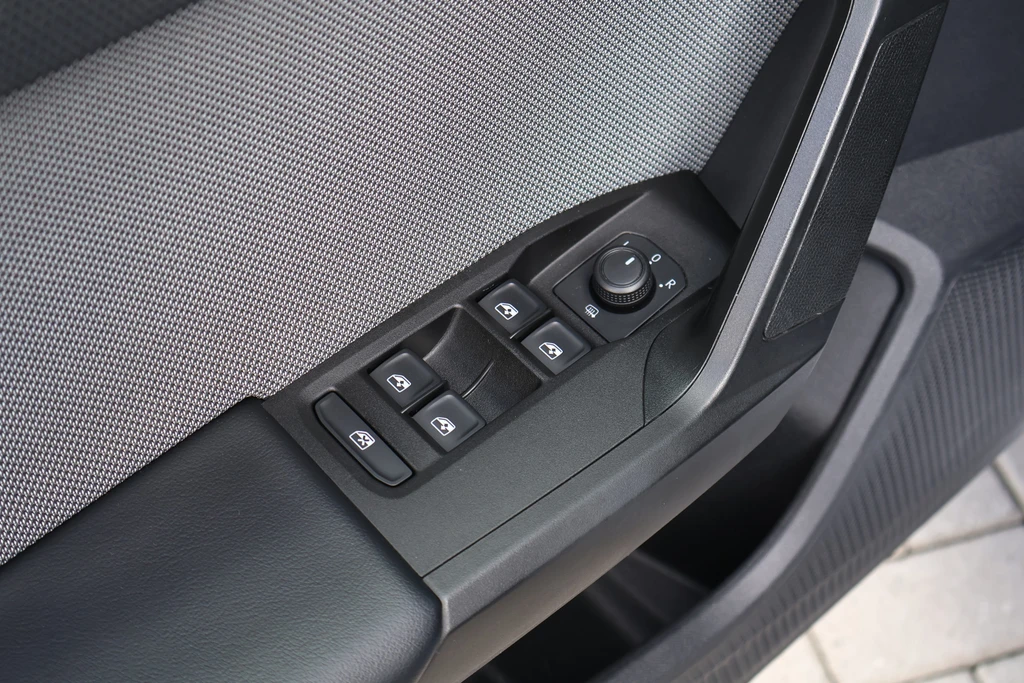 SEAT Leon – foto 33