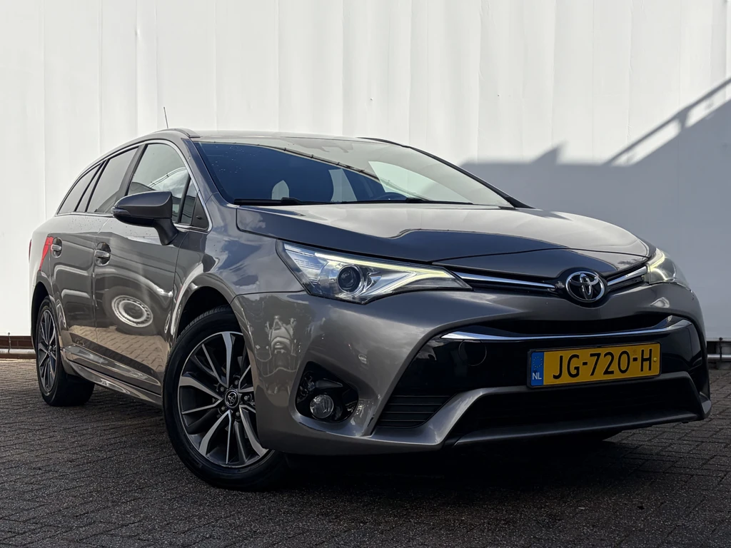 Toyota Avensis – foto 10