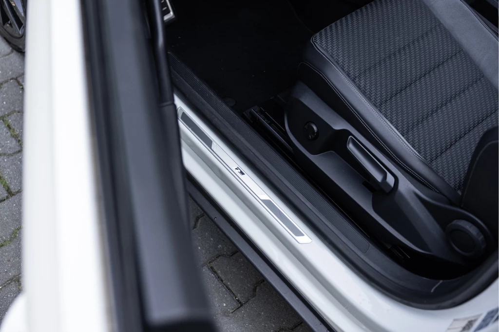 Volkswagen T-Roc – foto 25