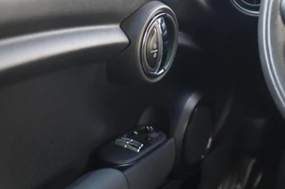 MINI Cooper – thumbnail 33