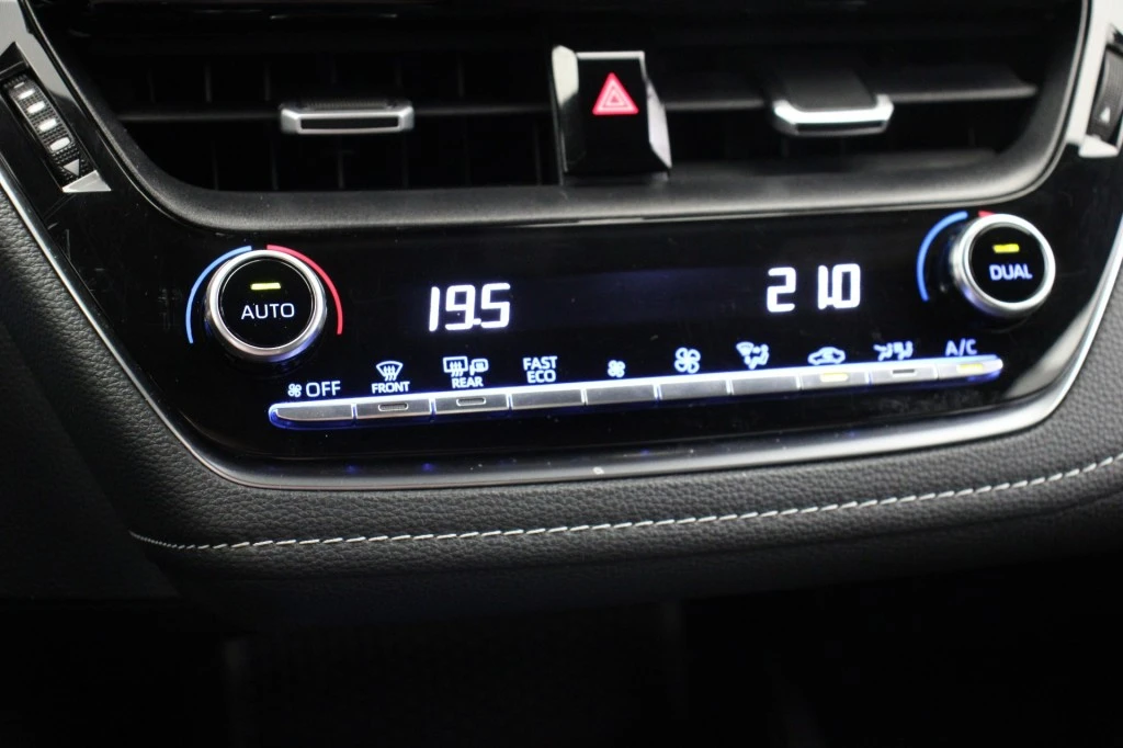 Toyota Corolla Touring Sports – foto 16