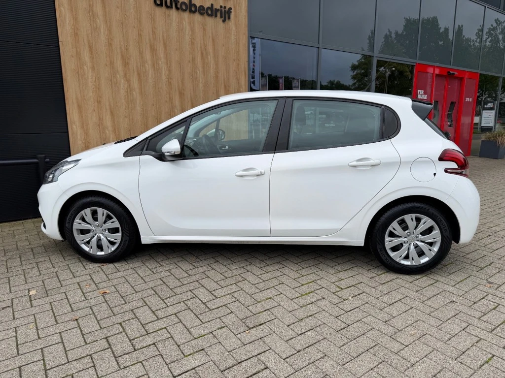 Peugeot 208 – foto 2