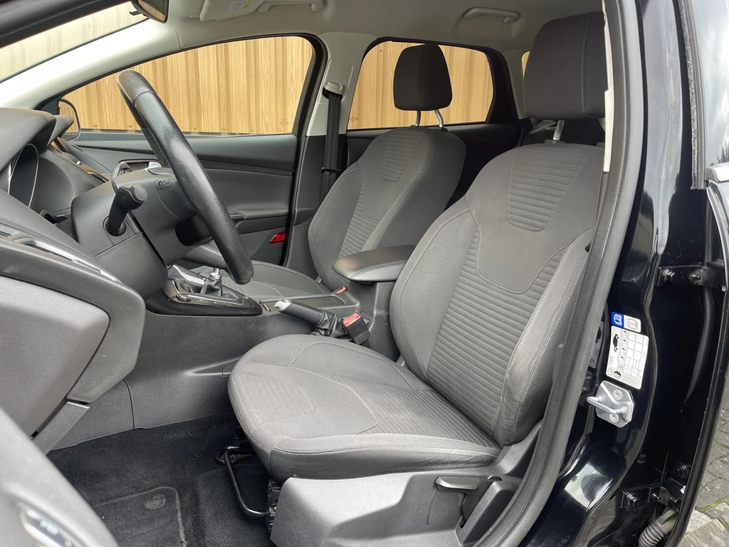 Ford Focus – foto 8