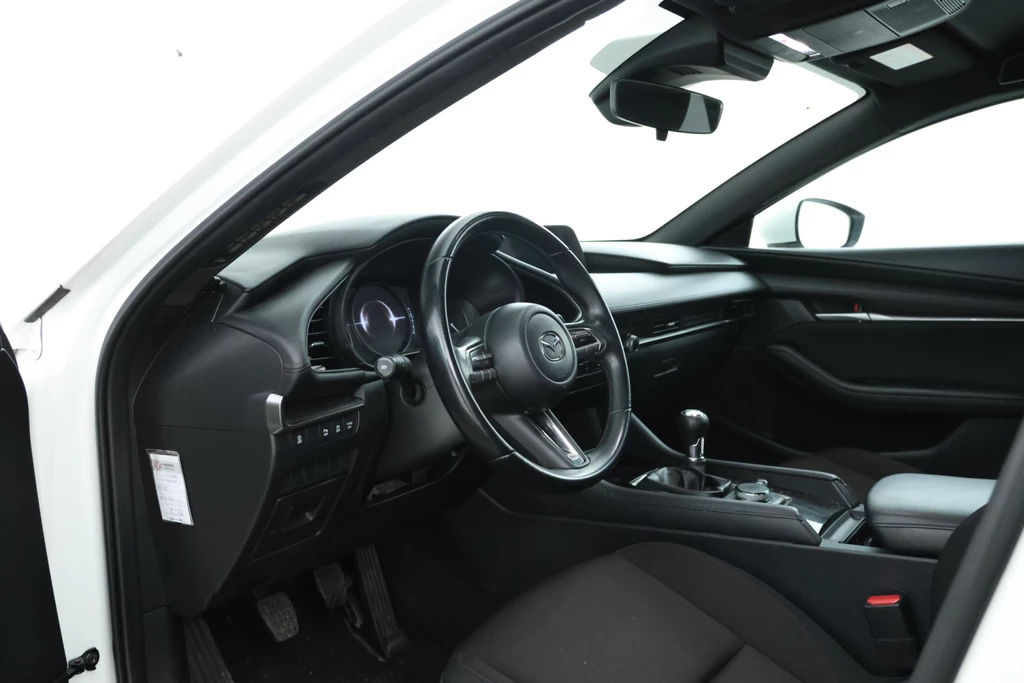 Mazda 3 – foto 11