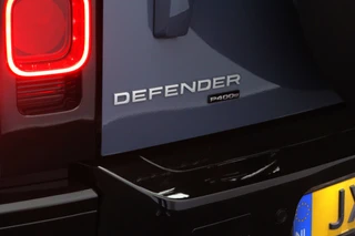 Land Rover Defender – thumbnail 32