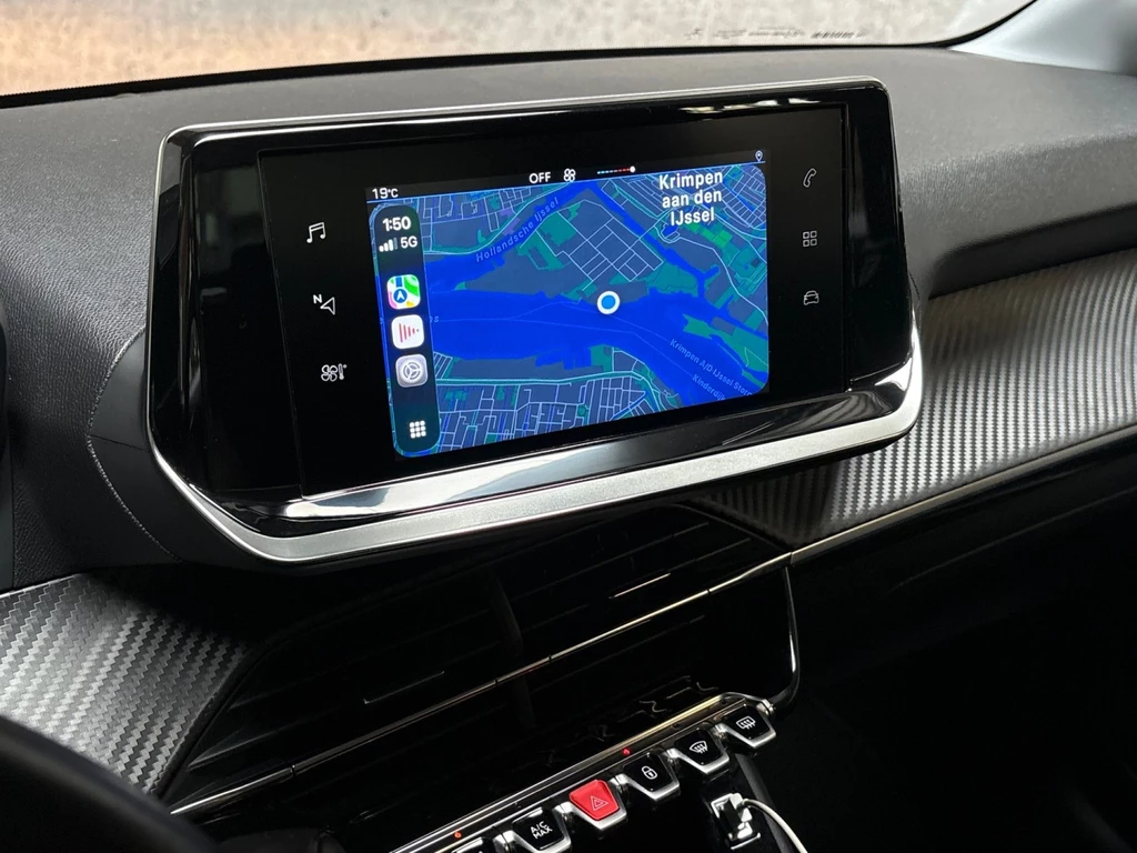 Peugeot 208 – foto 18