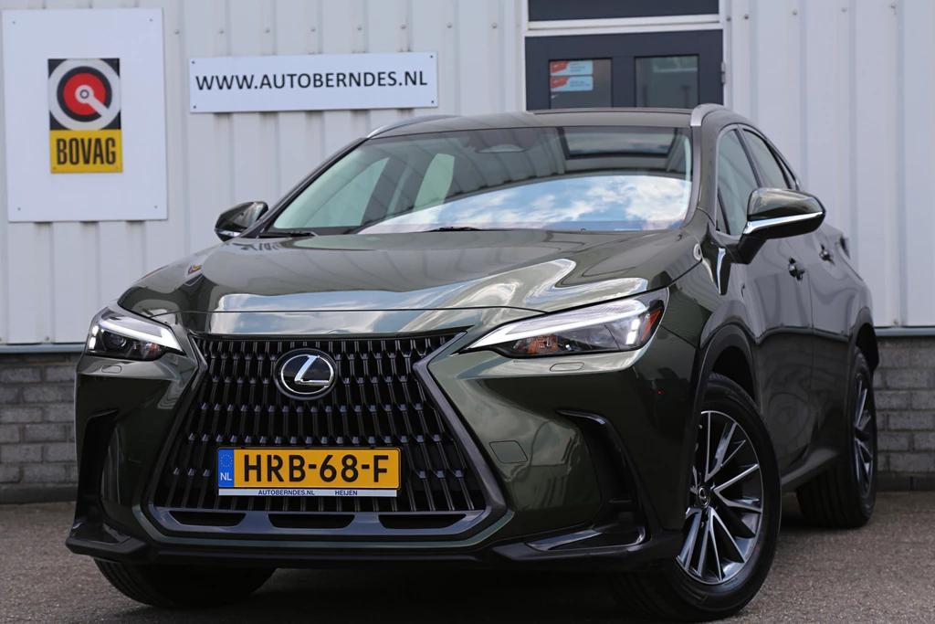 Lexus NX – foto 1