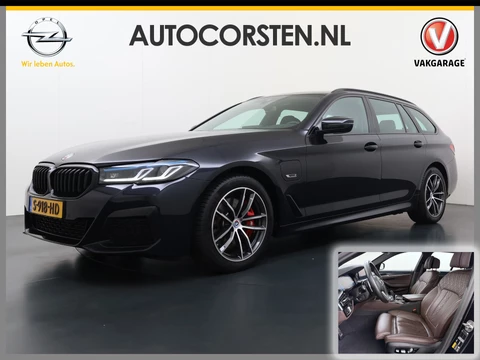BMW 5 Serie Touring 530e 292PK Hybrid xDrive M-Sport Leder Elek.Comfort Stoelen+Memory+Verwarmd Shadow Line Live Cockpit Pro Apple Carplay/Android Auto Ecc Business Edition Plus Elek.Achterklep Aero-Pack 4WD AWD Pdc DAB+ Led+High Beam Assist Cruise Control Wifi Dealeronderhouden Origineel Nederlandse Auto