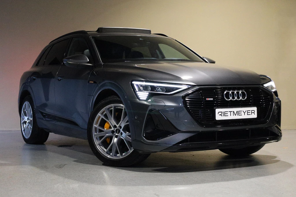 Audi e-tron – foto 12