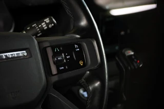 Land Rover Defender – thumbnail 15