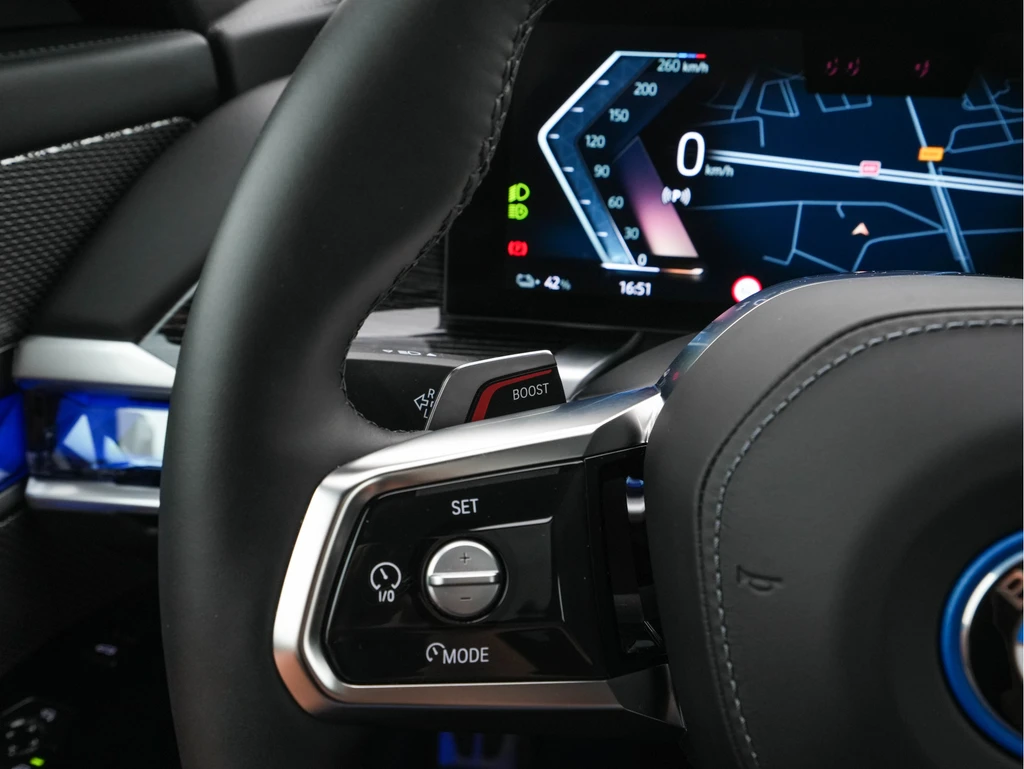 BMW i7 – foto 27