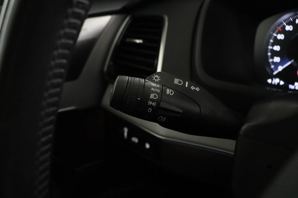 Volvo XC90 – foto 26