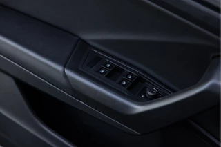 Volkswagen T-Roc – thumbnail 28
