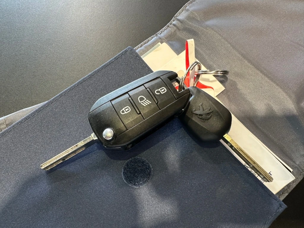 Peugeot 208 – foto 51