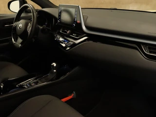 Toyota C-HR – thumbnail 16