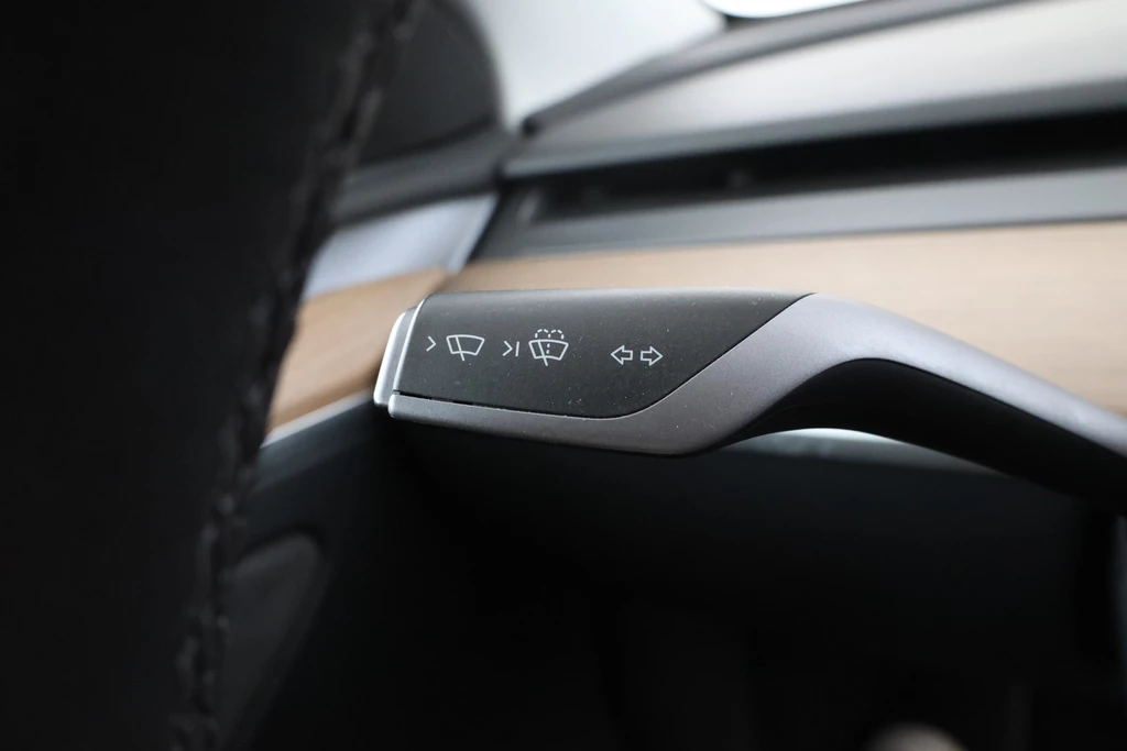 Tesla Model Y – foto 21