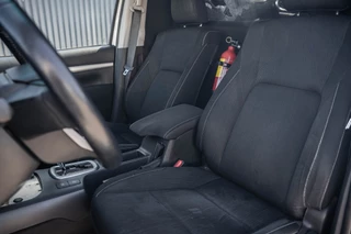 Toyota Hilux – thumbnail 12