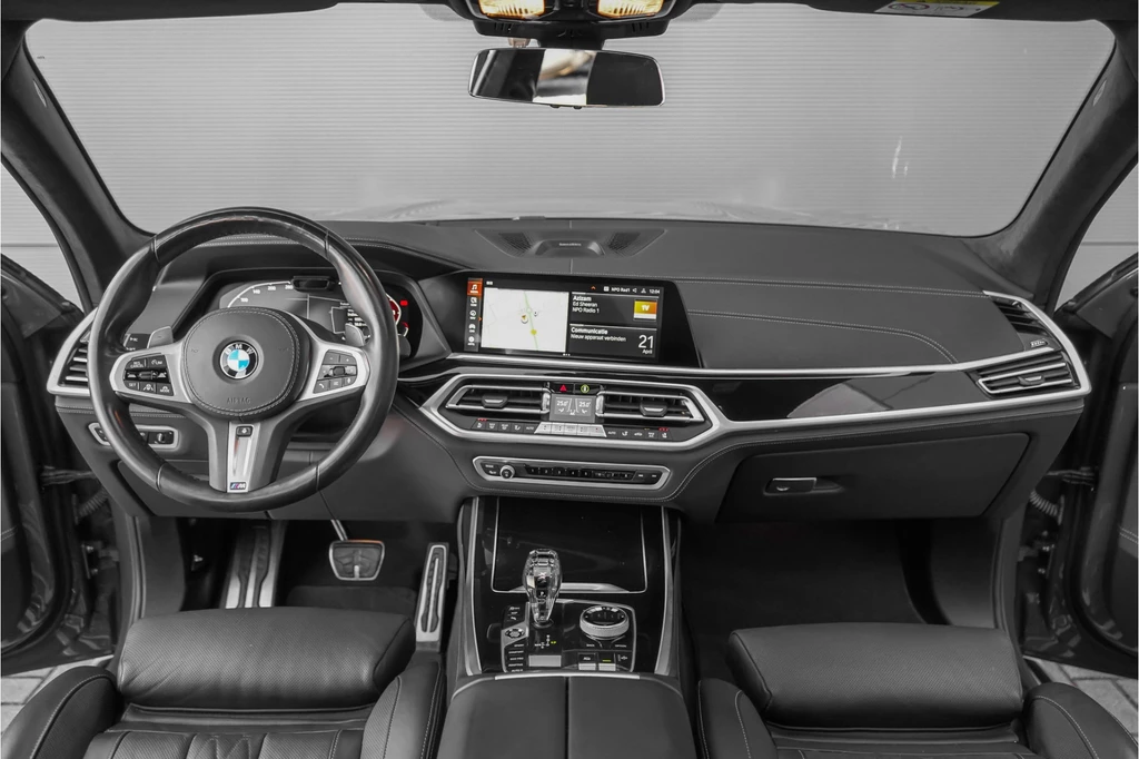 BMW X7 – foto 10