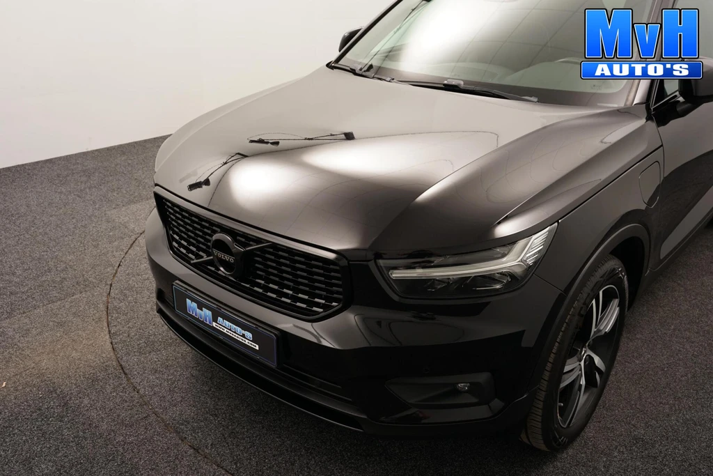 Volvo XC40 – foto 2