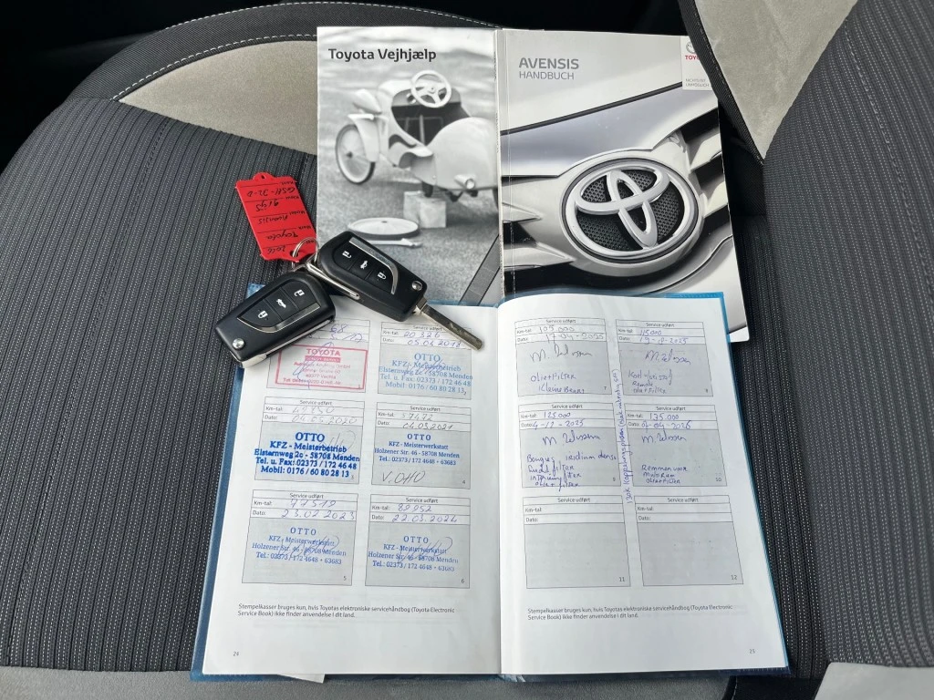 Toyota Avensis – foto 15