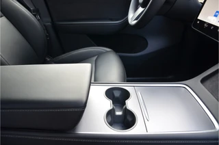 Tesla Model Y – thumbnail 8
