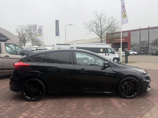 Ford Focus – thumbnail 8