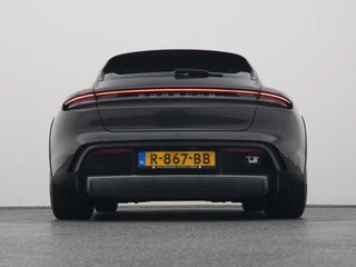 Porsche Taycan – thumbnail 9