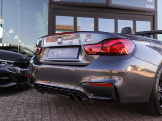 BMW M4 – thumbnail 7