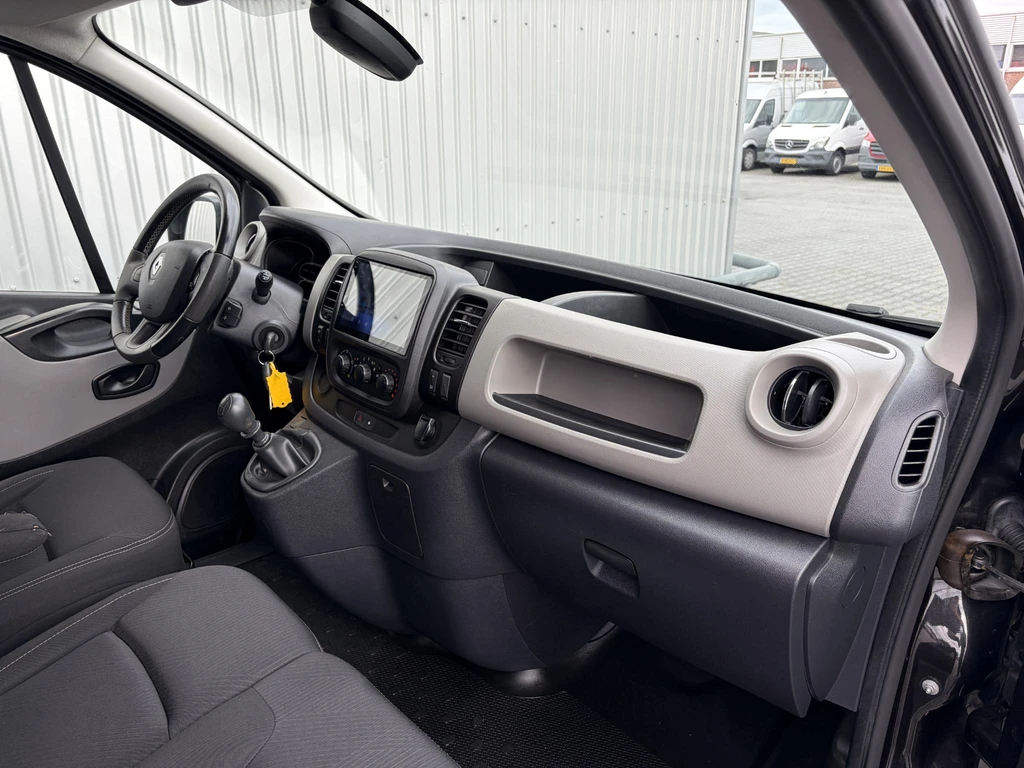 Renault Trafic – foto 23