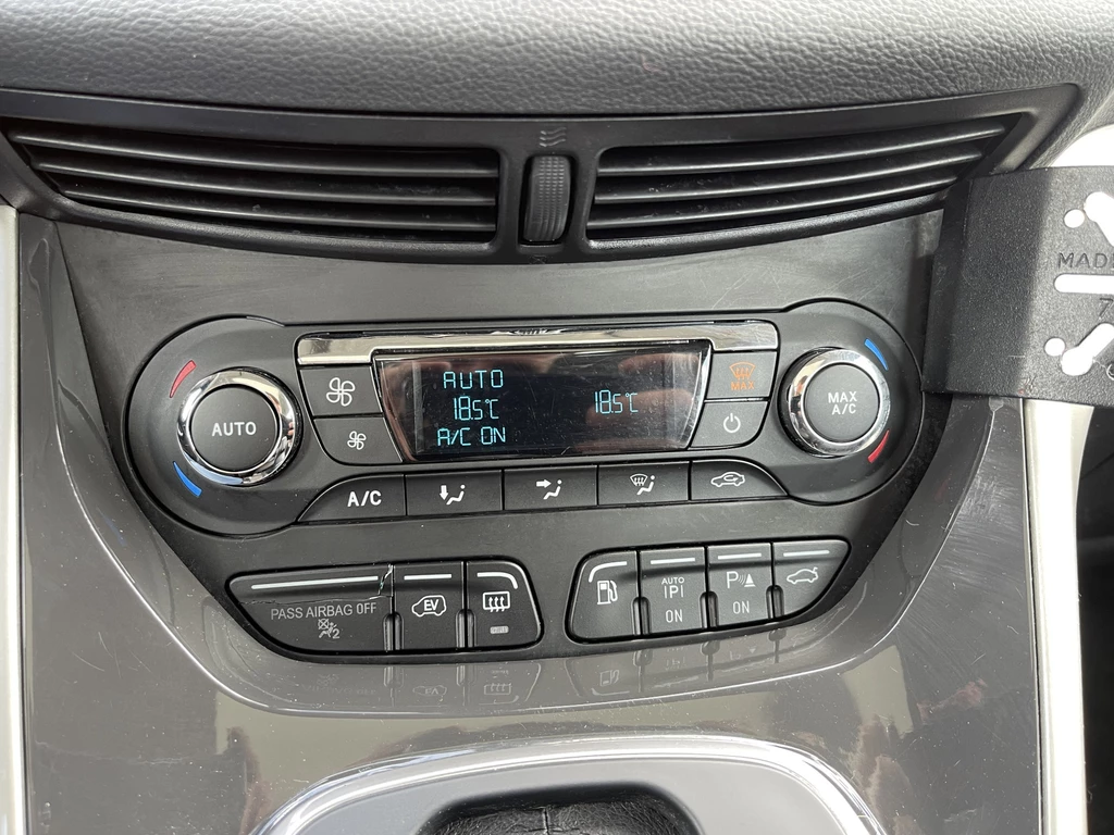 Ford C-MAX – foto 17