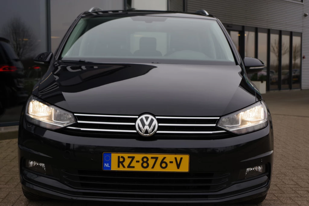 Volkswagen Touran – foto 8