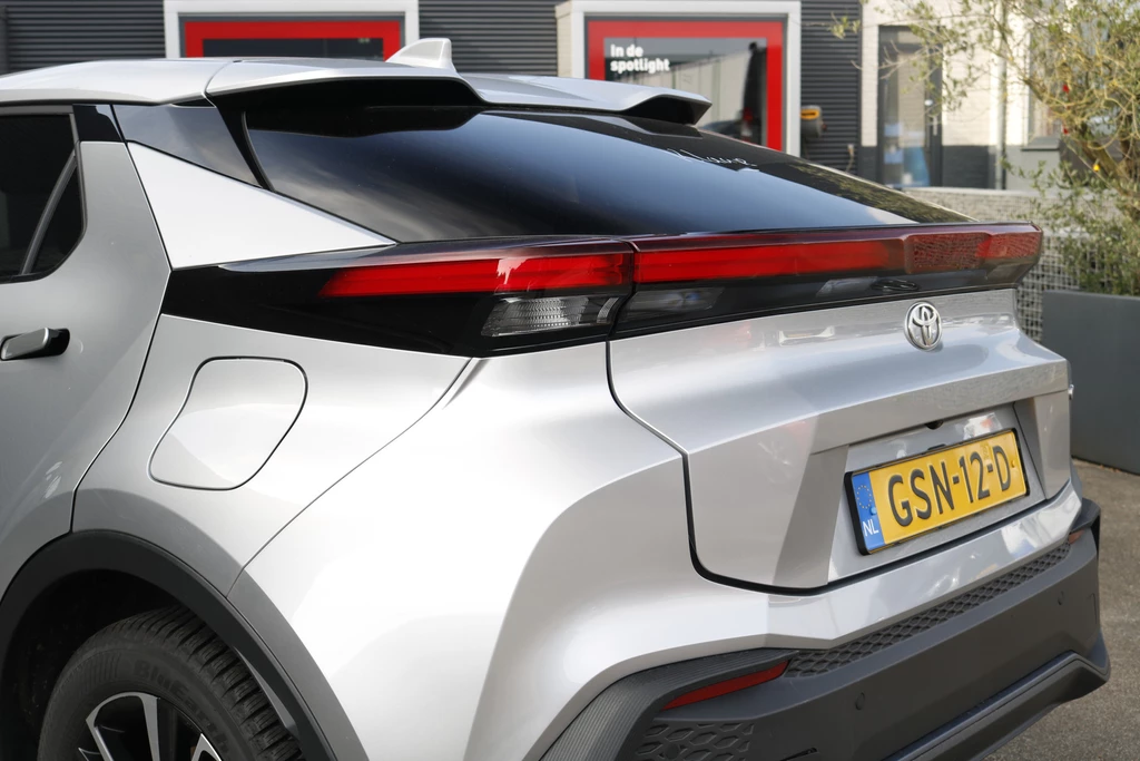 Toyota C-HR – foto 3