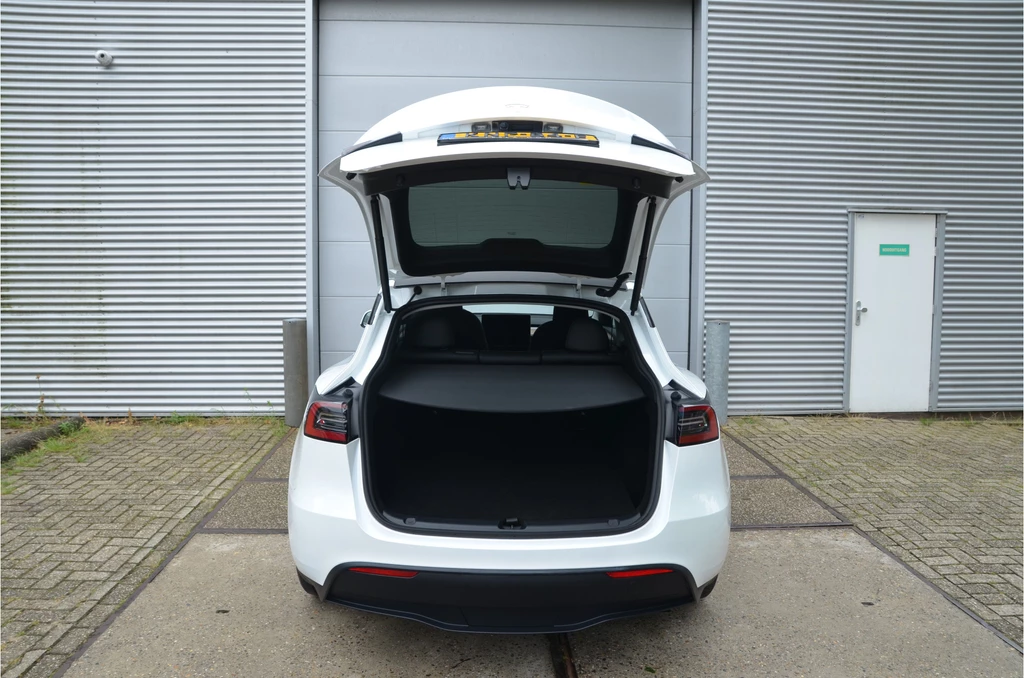 Tesla Model Y – foto 34
