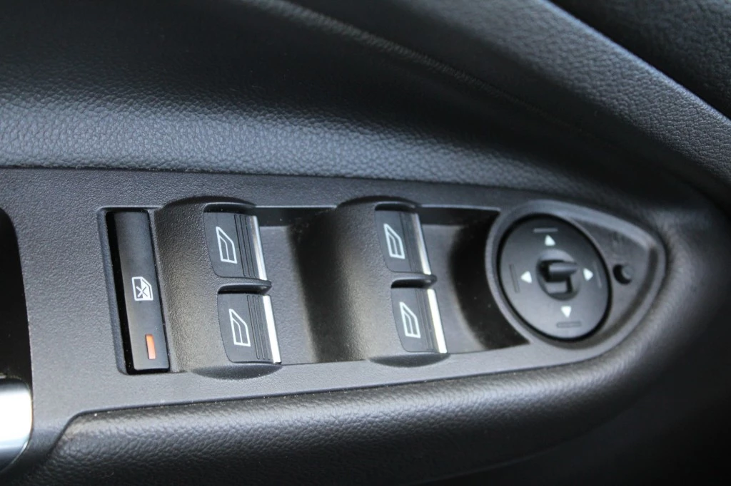 Ford Kuga – foto 30