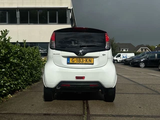 Peugeot iOn – thumbnail 3