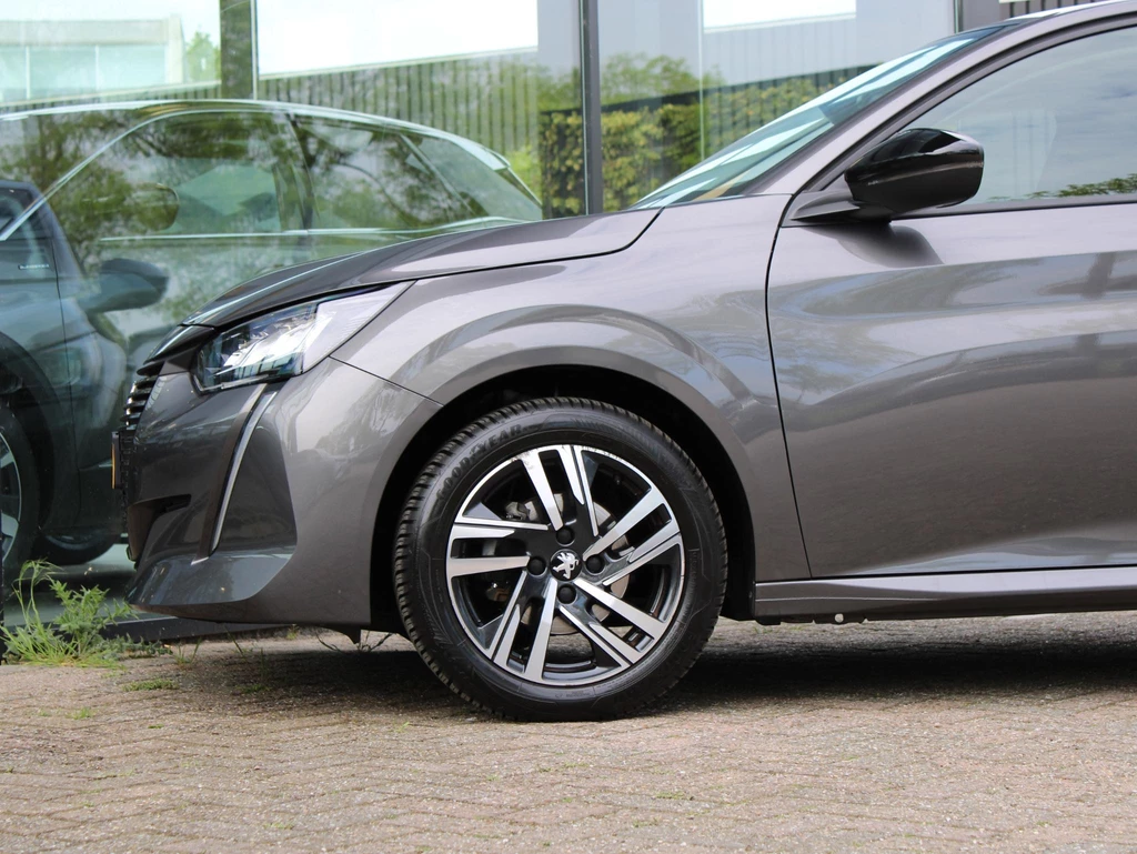 Peugeot 208 – foto 12